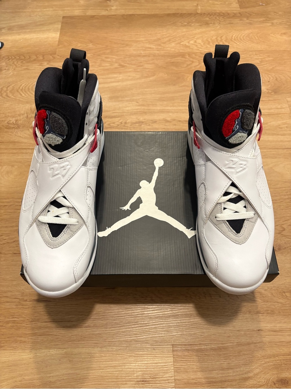 Air Jordan 8 Retro Bugs Bunny 2013 Size 10.5 Mint Never Worn DS OG Box